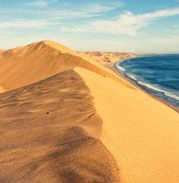 Safari, Sand Dunes & Naukluft Mountains