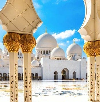 Dubai & Abu Dhabi: beauty among the dunes