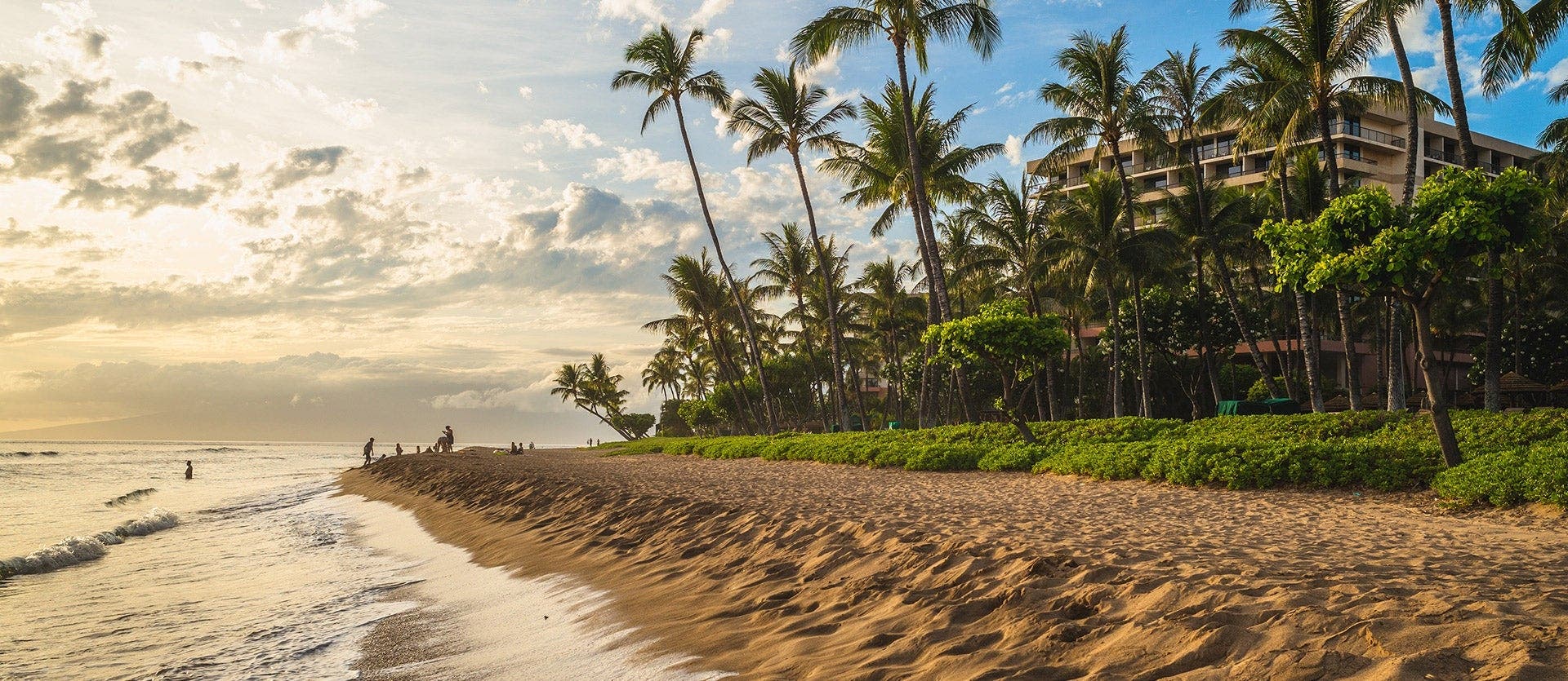 Island hopping in Hawaii's paradise