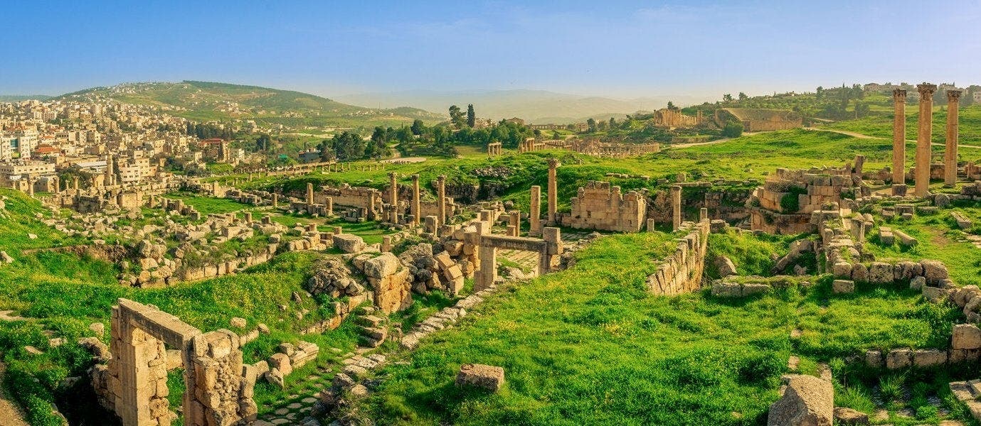 FR: Royaume hachémite, pyramides et le Nil