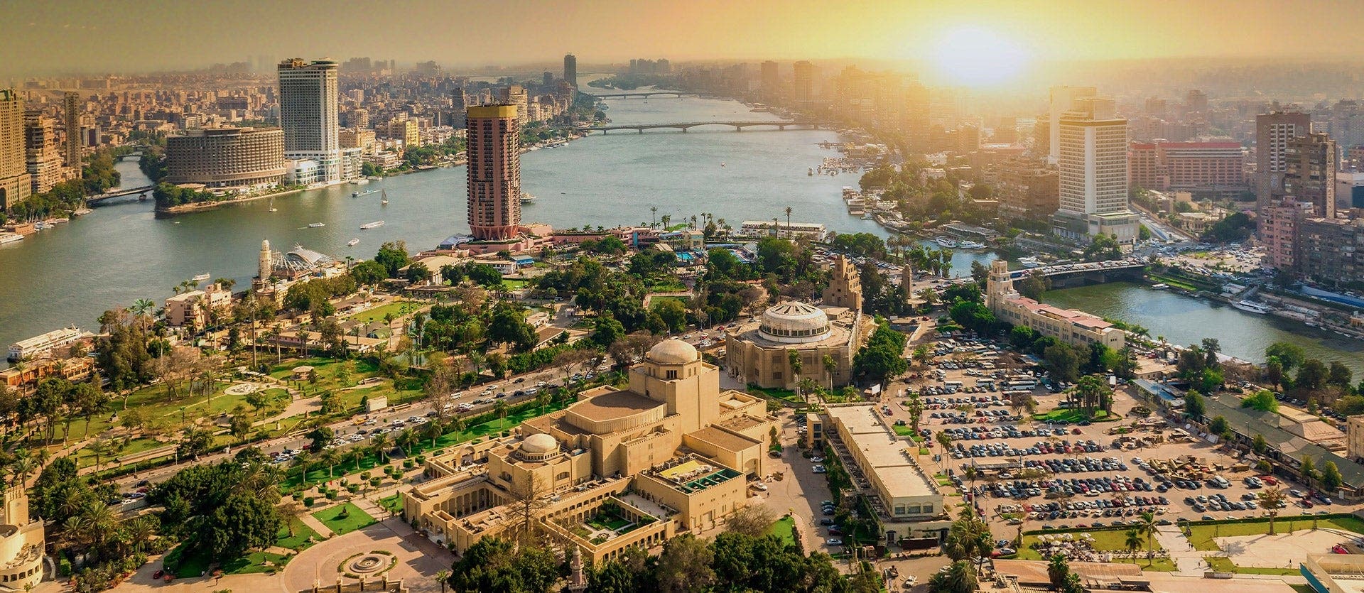 Pyramids, Nile Cruise & White Desert