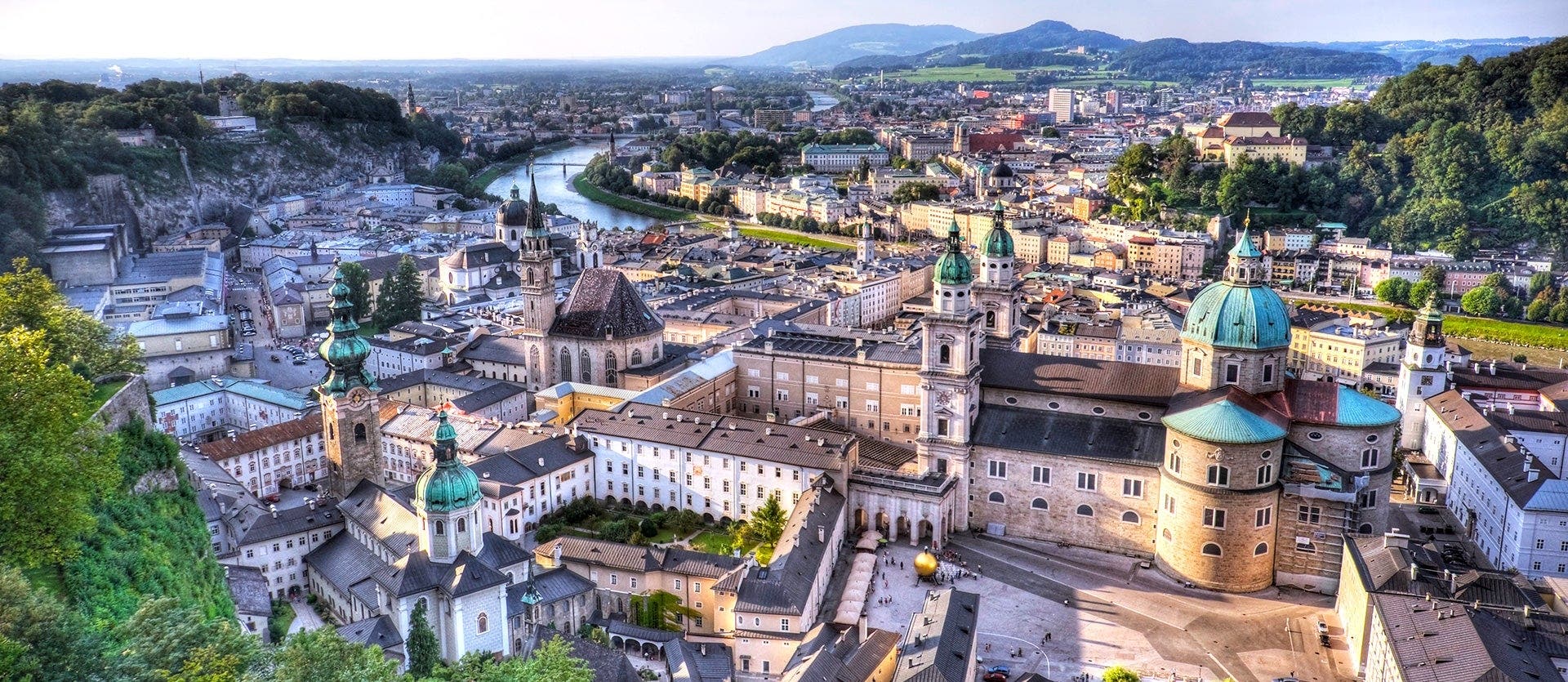 Ciudades de cuento en los Alpes autoguiado