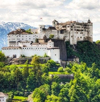 Ciudades de cuento en los Alpes autoguiado