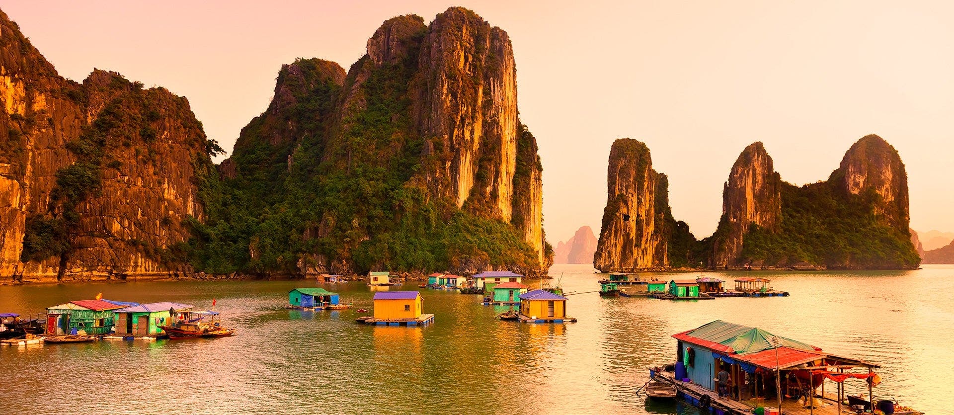 De la bahía de Halong a Angkor Wat