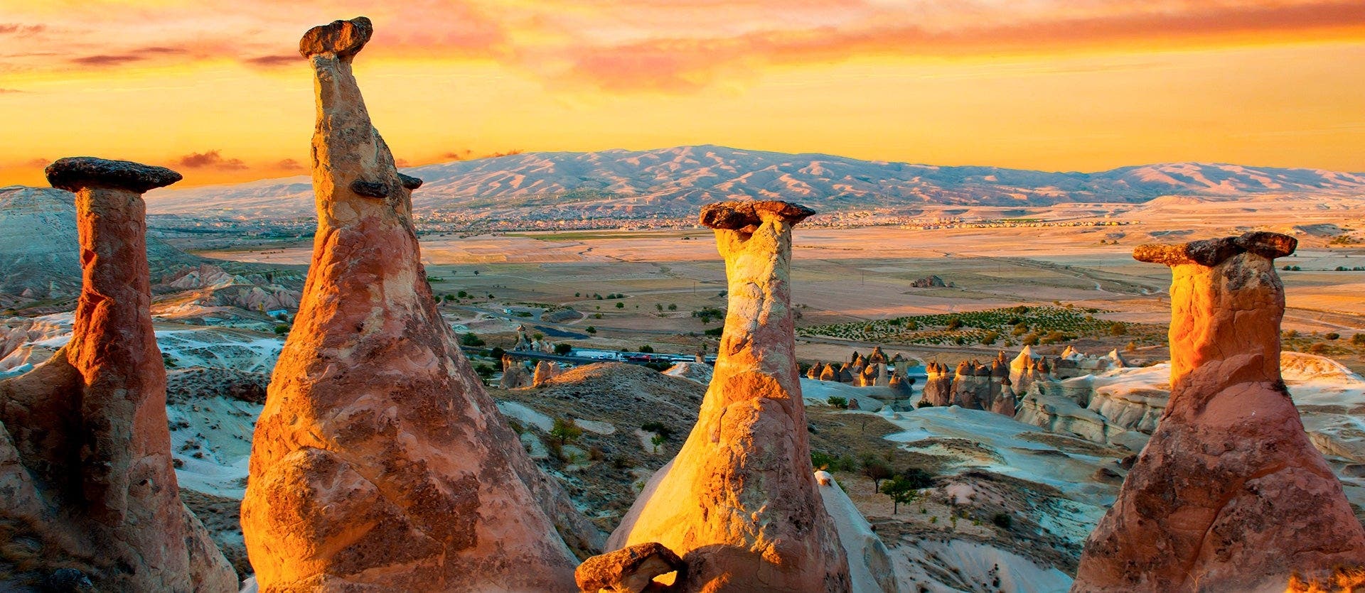 De Capadocia a las Grandes Pirámides