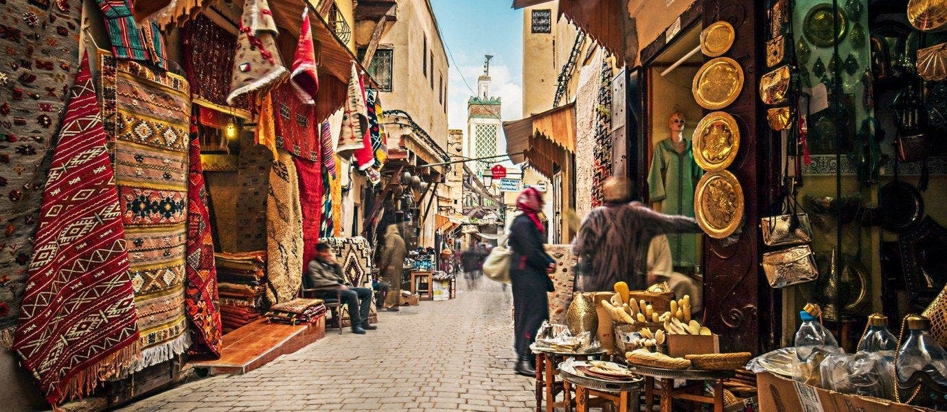 Tranvías, zocos y catedrales