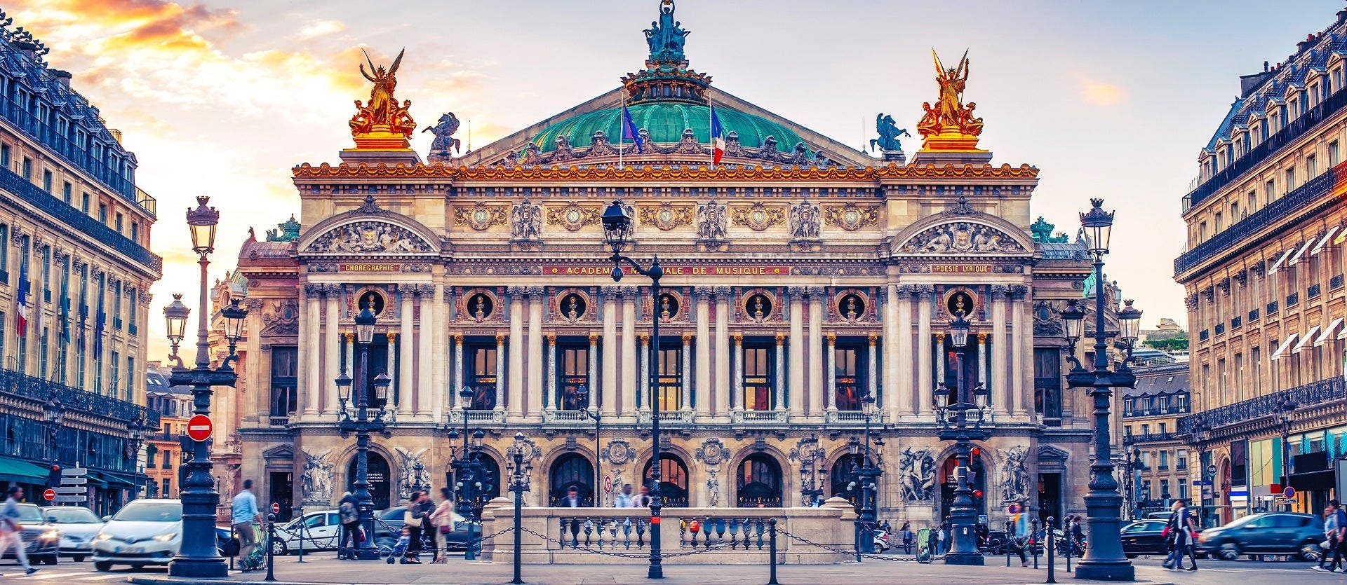 La Ciudad del Amor, Madrid y Barcelona 