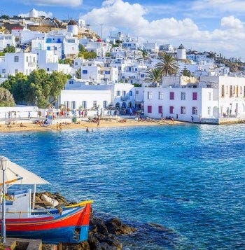 Miconos y Santorini: joyas del Egeo 