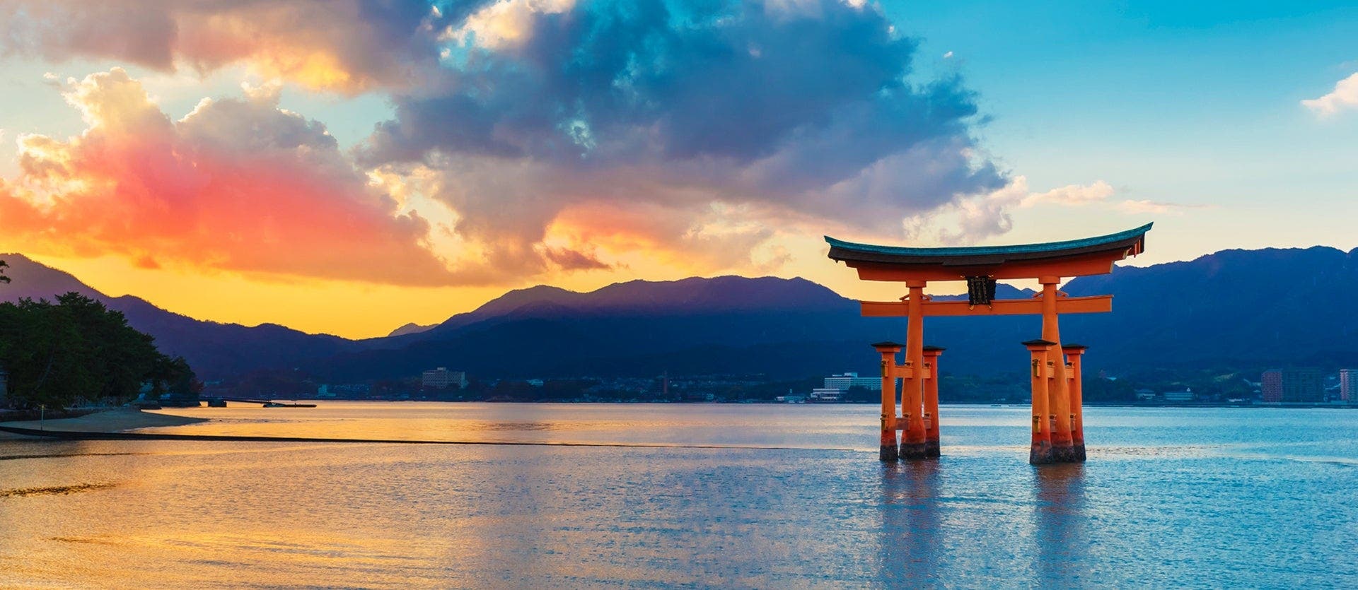 Templos y Fuji: Ruta Emblemática de Japón