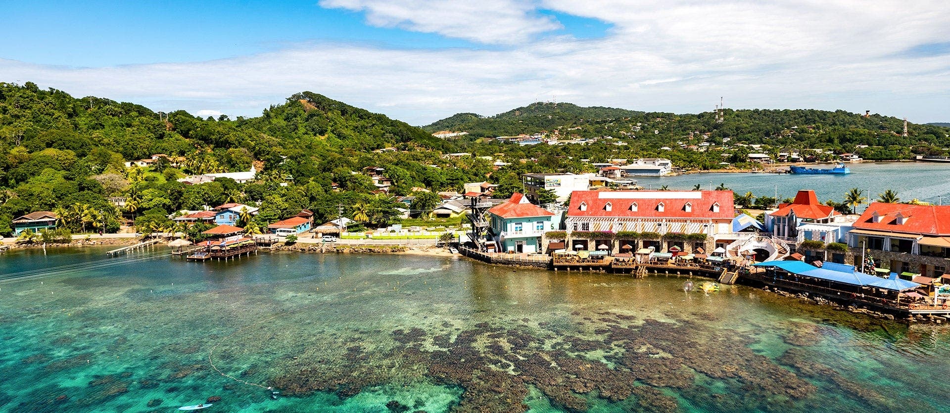 Historic towns & all-inclusive Roatán