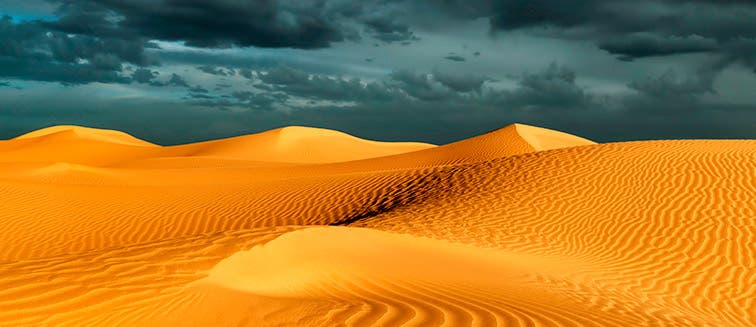 What to see in Morocco Erg Lihoudi Dunes