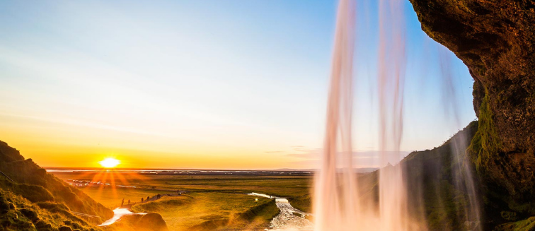 Sehenswertes in Island Seljalandsfoss