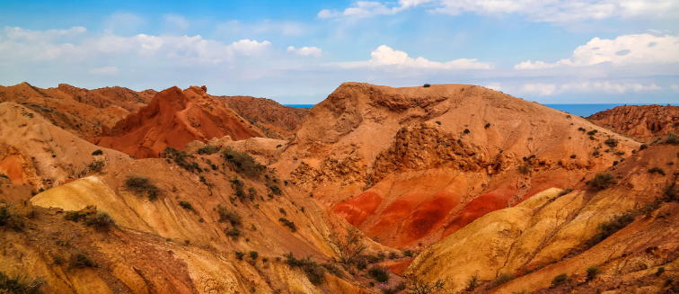 What to see in Kirghizistan Skazka Canyon