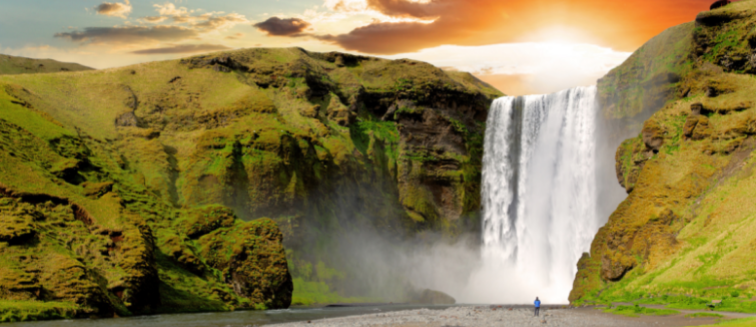 Sehenswertes in Island Skogafoss Waterfall